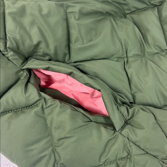 Vineyard Vines Sz L Quilted Vest Performance Green & Peach NWT - Picture 8 of 10